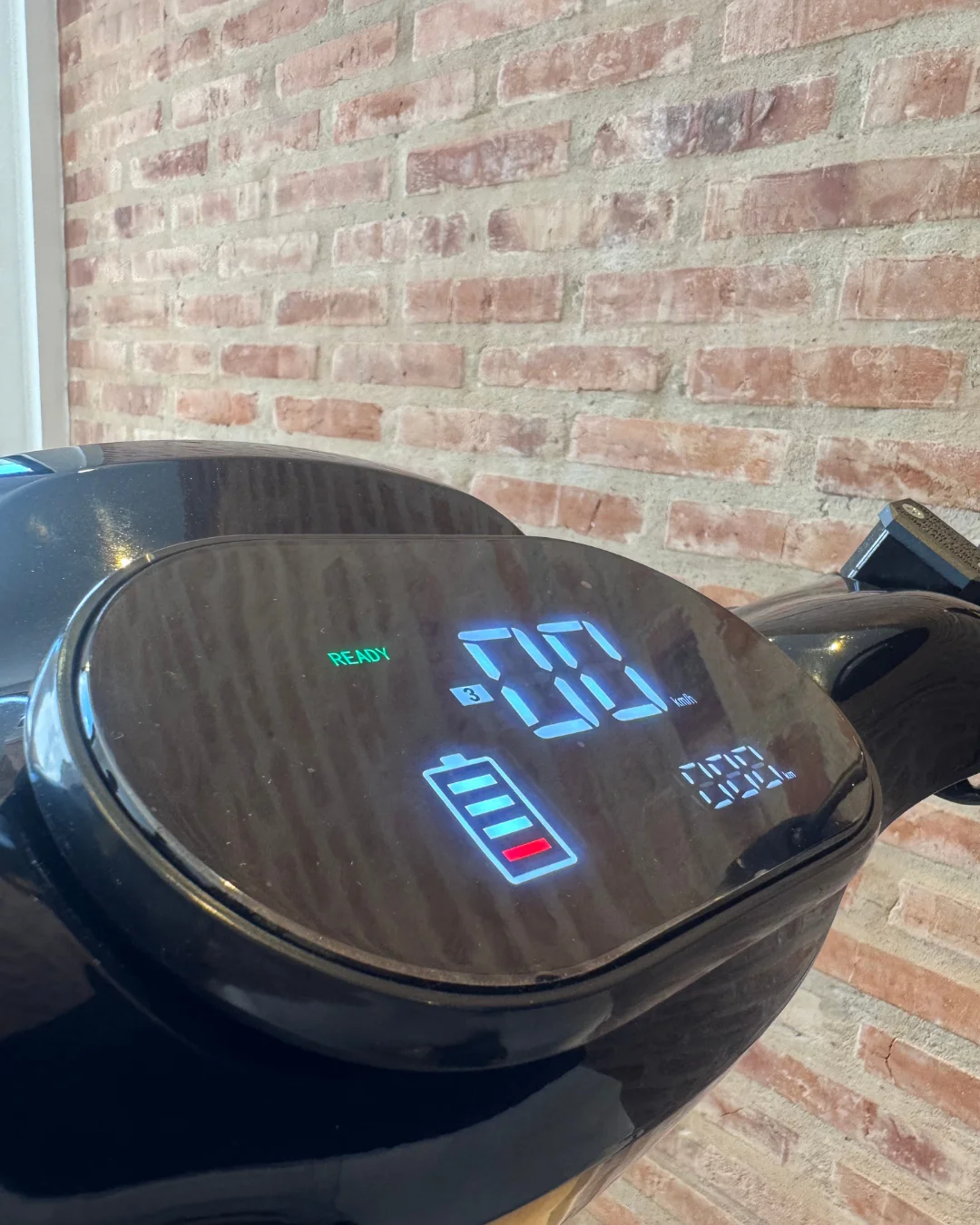 Foto Zynetic Lamvo 2