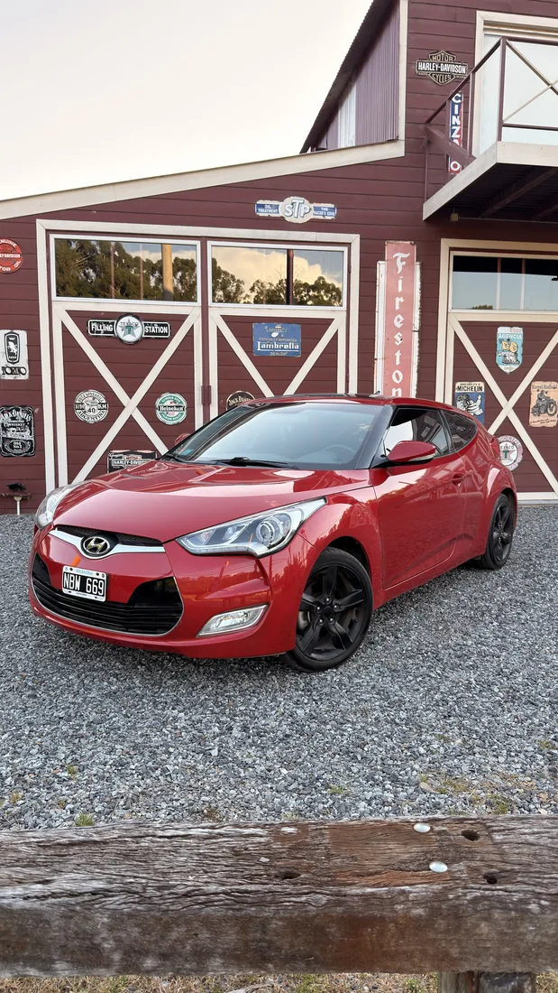 Hyundai Veloster